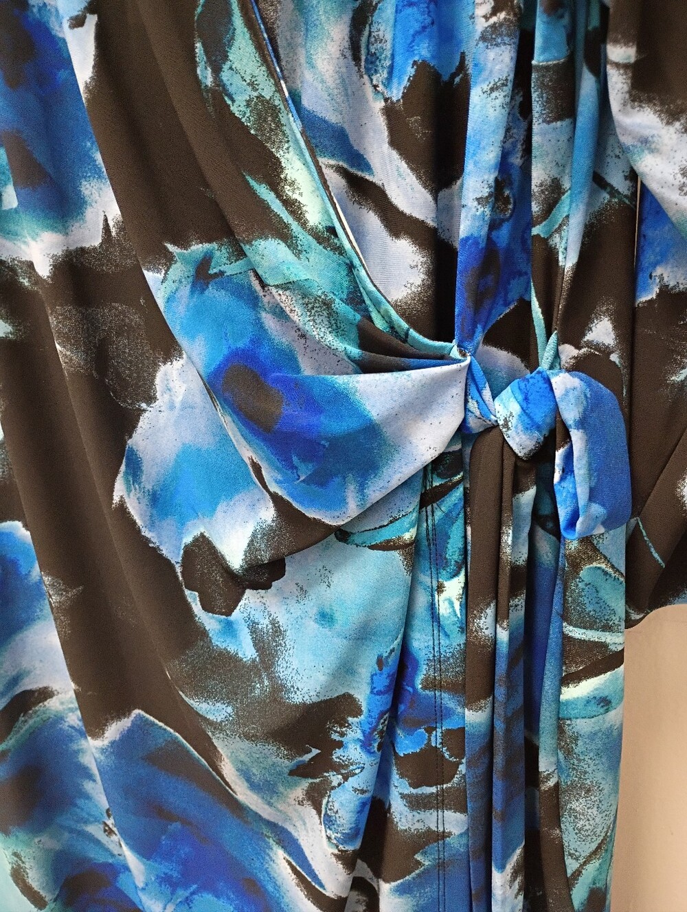 Anne Klein Plus Size Blue Watercolor Wrap Dress NO WRINKLE💙 NEW W TAGS - Picture 3 of 7